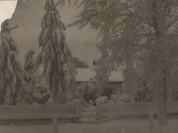 J. J. Steele's house in winter