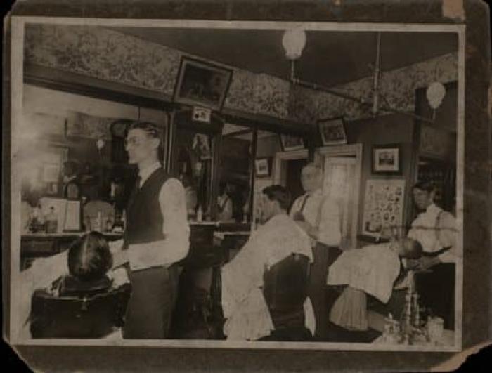 Lomas Barber Shop (John Street South, Hamilton) 