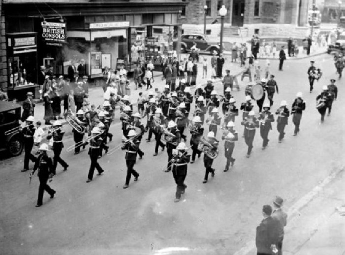 77th Wentworth Regiment marching band