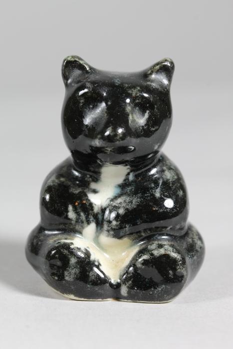 Pottery (2020.051.011) Bear